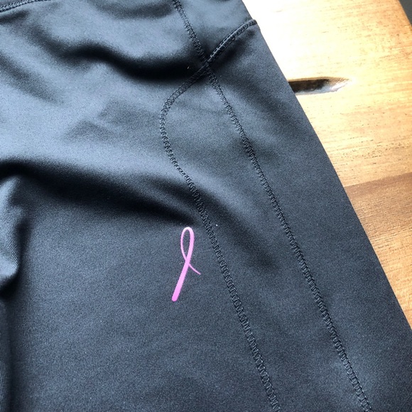 Reebok Cropped Leggings Play Dry w/ Drawstring - Picture 3 of 8